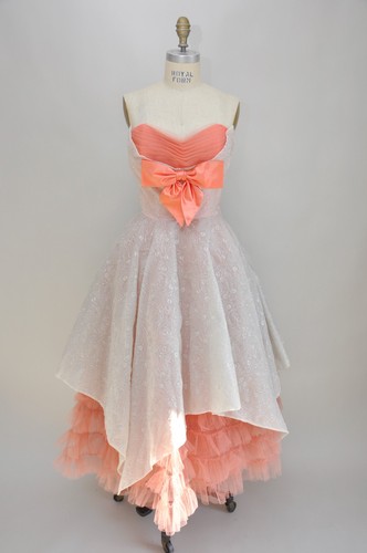 Vintage 1950s silver peach - silver,