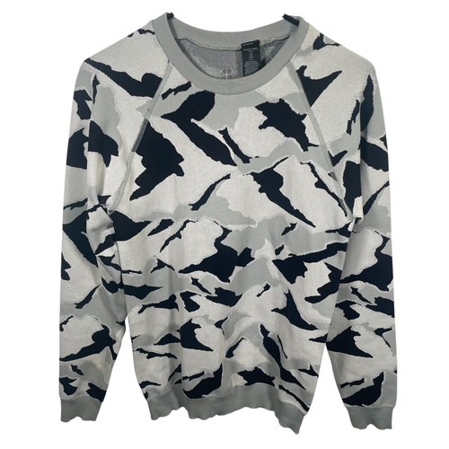 Sweaty betty mountain camo - betty,