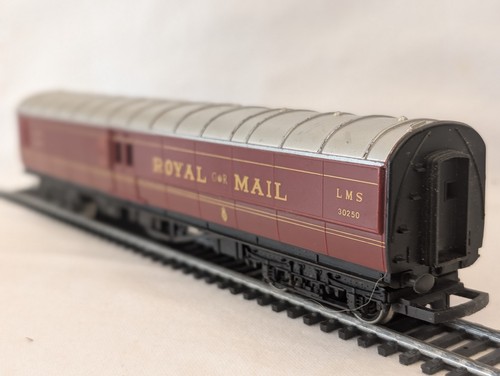 Hornby operating royal - royal, mail