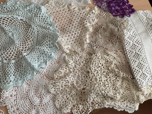 Vintage linen lace - doilies, b