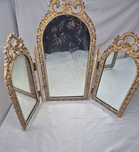 Stunning vintage gold gilt - stunning,
