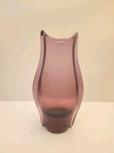 Vintage zelezny brod vase - vintage,