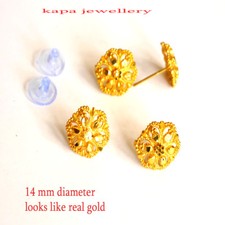 22ct gold designer stud - 22ct,