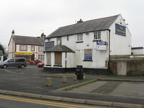 Photo 12x8 the boars head - boars,