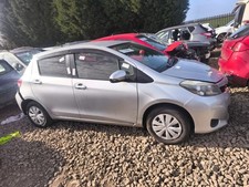 TOYOTA Yaris 2011-2017 WINDOW