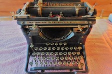 Antique Circa 1923 Underwood