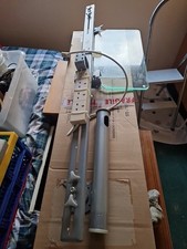 Triple Monitor Screen Stand