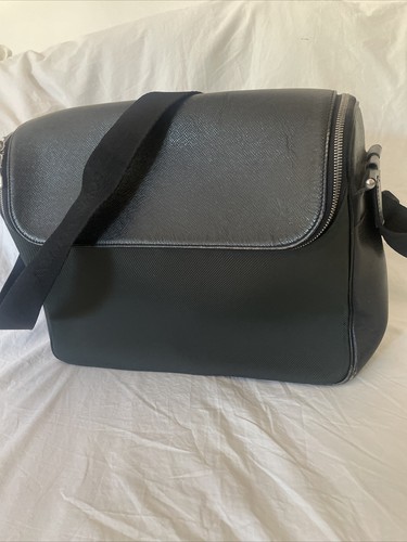 Genuine louis vuitton laptop - genuine,