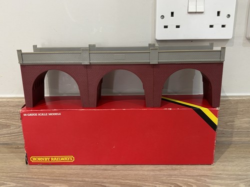 Hornby gauge r180 viaduct - hornby, oo