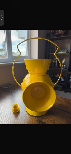 Collectibles yellow lantern - collectibles,