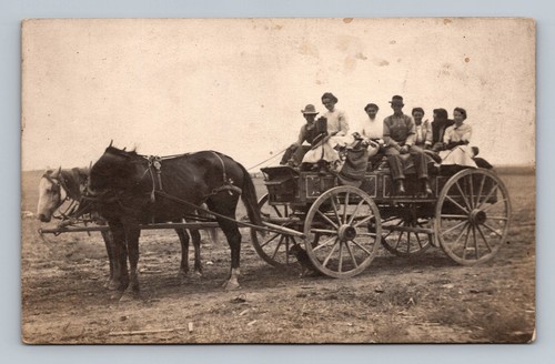 Group people horse drawn - group,