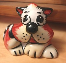 LORNA BAILEY Soulful cat