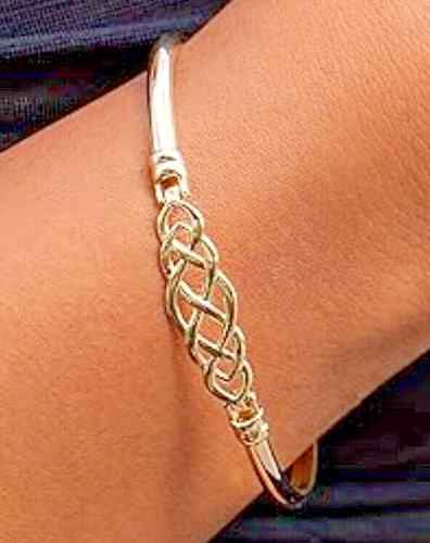 Yellow gold celtic bangle - 9,