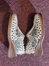 Rieker Ladies Closed Toe