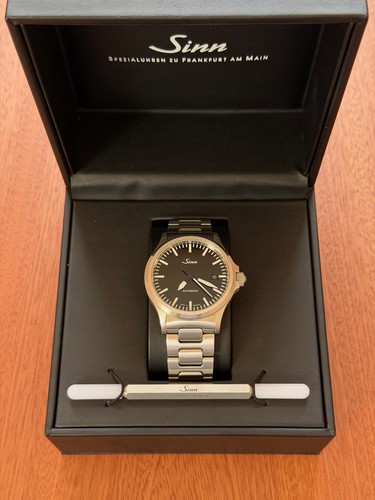 Sinn 556i link bracelet - on, h-link