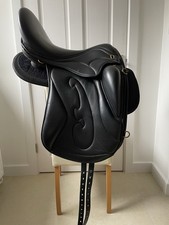 Reactor Panel Saddle Black