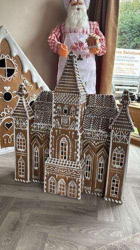 Large gingerbread house - gingerbread,