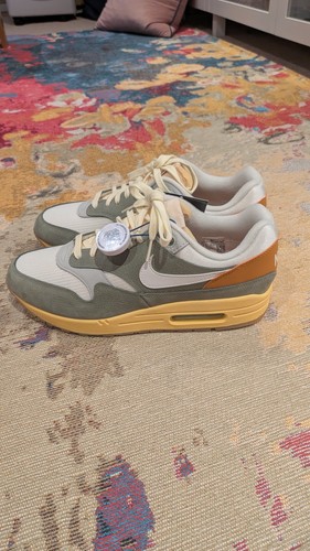 Nike air max designed - max, 1