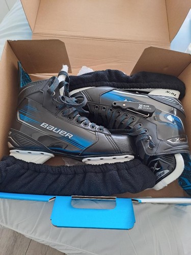 Bauer ice hockey skates - 'x',