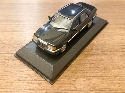 Minichamps mercedes benz 500e - minichamps, mercedes-benz
