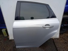 Ford Focus Mk3 Hatchback Left Rear Complete Door Moondust Silver 2011 12 13 14