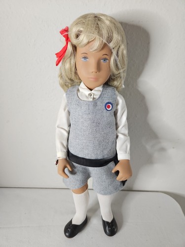 Vintage sasha doll - 16",
