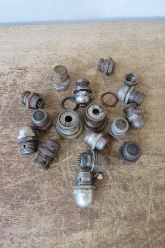 Triumph crank case oil union - triumph,