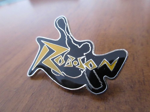 Robson kayak sport pin - robson,