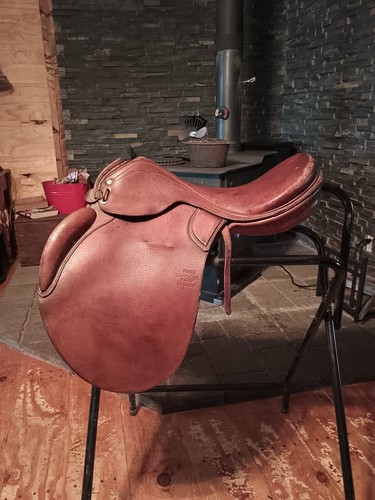 Seat leather english stock - leather,