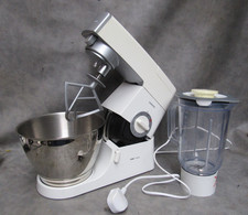 A GOOD CLEAN KENWOOD KENWOOD KM336 MIXER WITH BLENDER ATTACHMENT