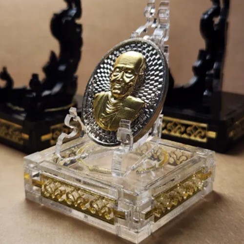 Clear coloured gold - clear,