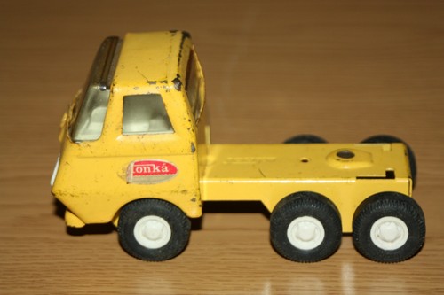 Vintage yellow tonka toy truck - tonka,