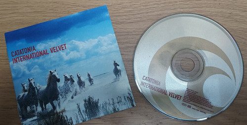 International velvet - international,