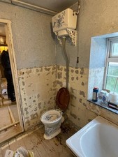 Victorian Blue Floral High-Level Toilet with Matching Sink