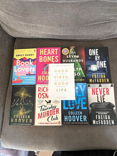 Paperback book bundle - bundle:, colleen