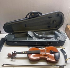 Yamaha VA5 14” Viola with Kun Shoulder Rest , Bow and Case