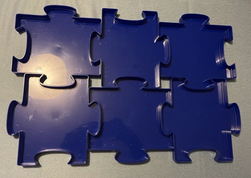 Blue interlocking jigsaw - 6,