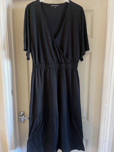 Next petite black - petite,