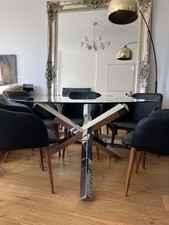 Round glass dining table - table, 136cm
