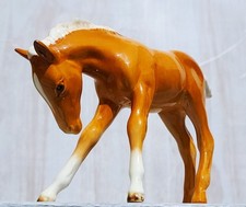 Beswick Large Foal Head Down