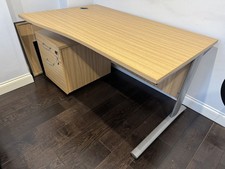 Office Wood Desk with Cable