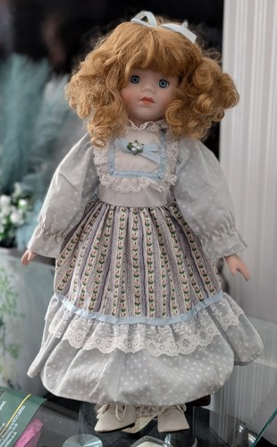 Blonde curly haired girl - curly-haired,