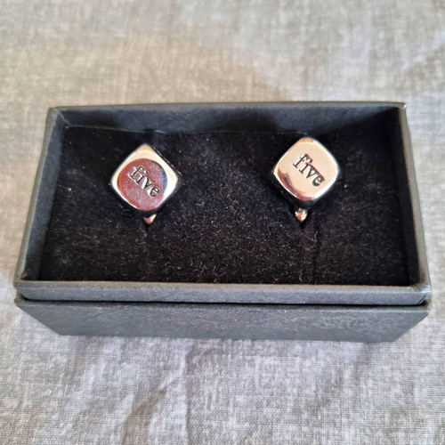 Novelty dice theme - novelty,