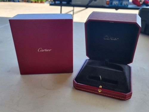 Cartier red bracelet empty - red,