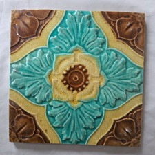 CHARMING MAJOLICA ANTIQUE 6
