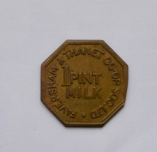 "FAVERSHAM & THANET CO-OP SOC LTD - 1 PINT MILK" BRASS TOKEN
