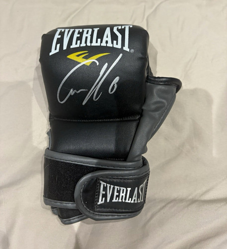 Conor mcgregor signed - signed, everlast