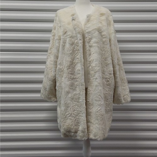 Donna salyers fabulous - donna, furs