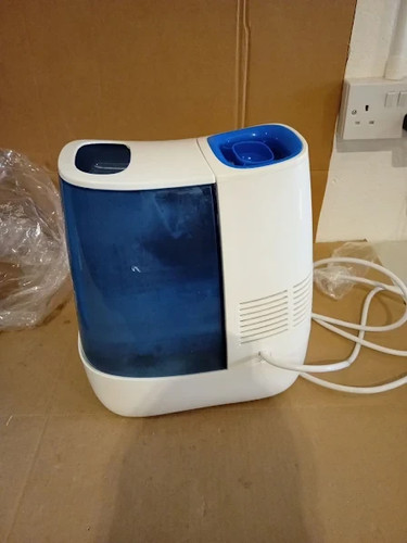 Vicks warm mist humidifier - vicks,
