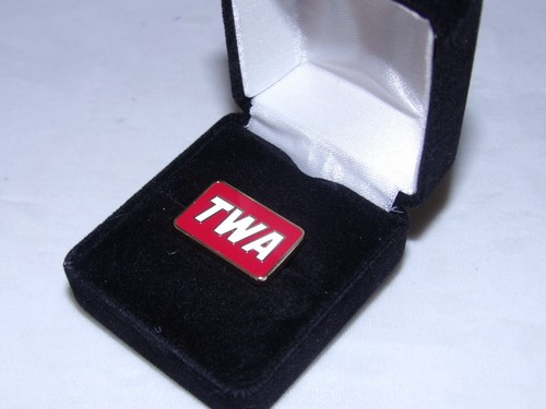 Twa lapel tack - tack, 1980's